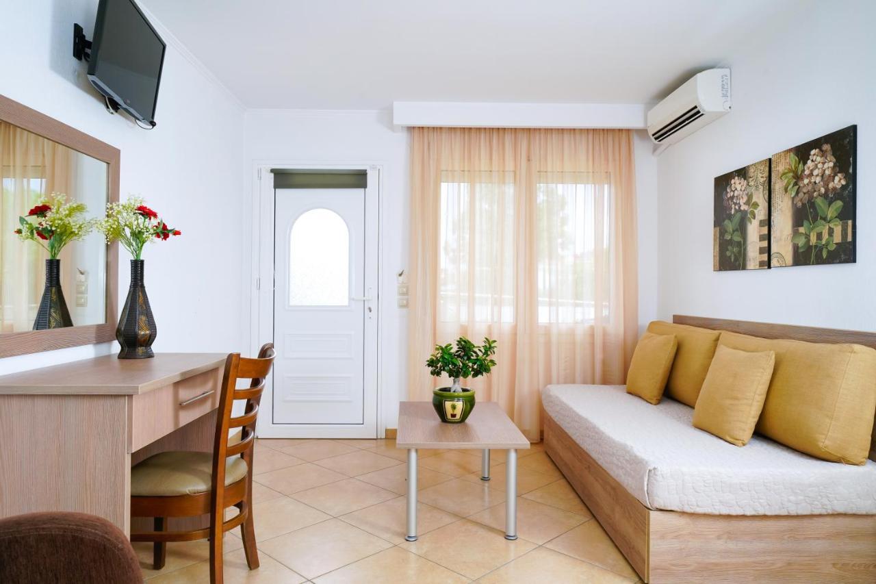 Antigone Thassos Hotel ภายนอก รูปภาพ