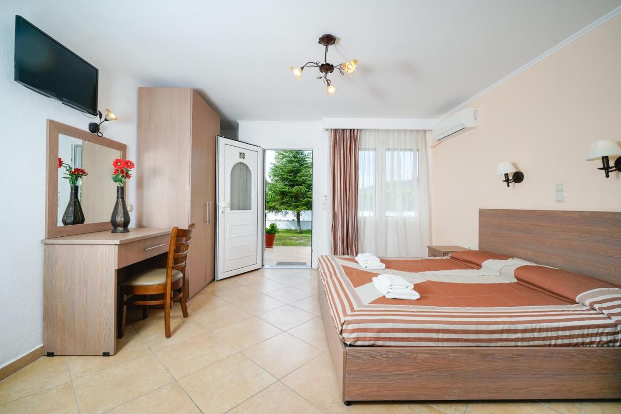 Antigone Thassos Hotel ภายนอก รูปภาพ